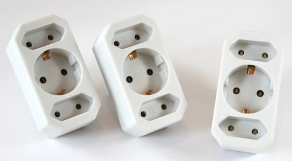 3-fach Steckdose Adapter 3fach Mehrsteckdose Multistecker Adapterstecker Schutzkontakt Schuko Mehrfachstecker 162/005183